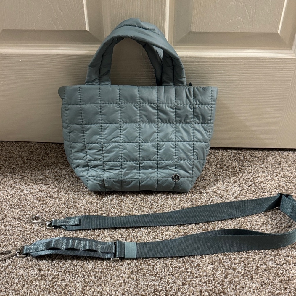 lululemon athletica Quilted Gray Tote Bag greenish color